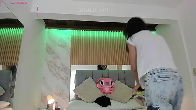 gerald withe online show from March 24, 11:32 am