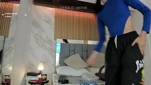 Snapshot of gerald_withe chatting on February 7, 12:02 pm gerald withe online show from February 7, 12:02 pm