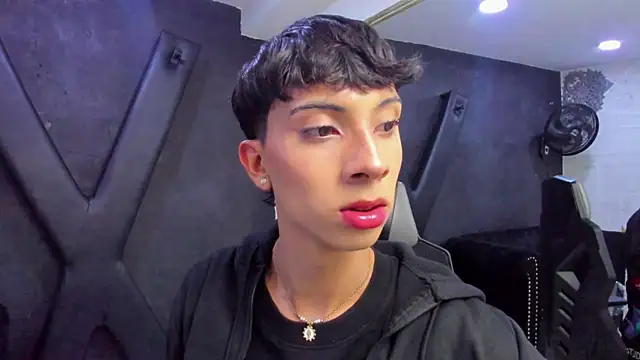 Snapshot of Jamess_Carterr_ chatting on March 4, 1:57 am Jamess Carterr online show from March 4, 1:57 am