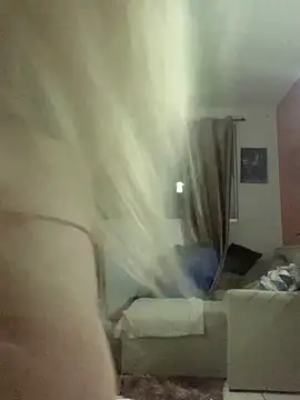 ninfetinhagata online show from March 17, 3:53 am