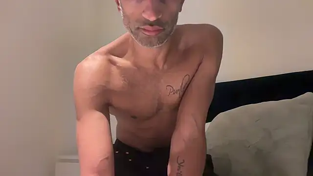 RandyRik online show from December 3, 7:57 pm