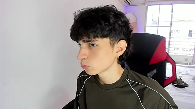 Snapshot of CONNOR_STONNE_ chatting on February 11, 3:56 pm CONNOR STONNE online show from February 11, 3:56 pm