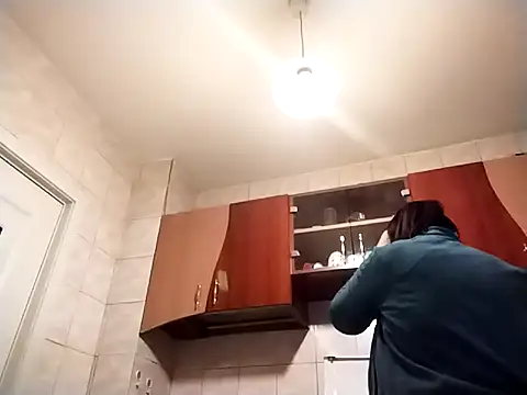 Dana92va online show from March 29, 8:38 am