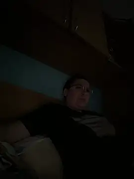 Dana92va online show from April 17, 3:37 pm