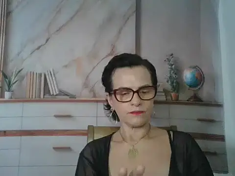 Luna-Hot0802 online show from January 6, 12:53 pm