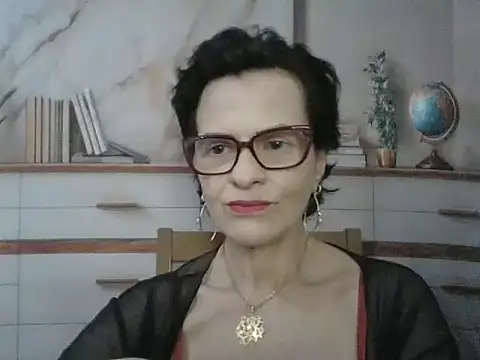 Luna-Hot0802 online show from December 18, 12:42 pm