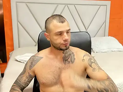 lucky smith1 online show from February 25, 5:02 pm