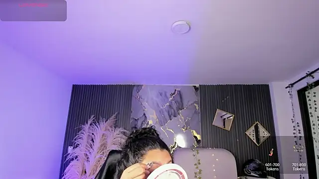 melodysnow  online show from January 13, 9:30 pm