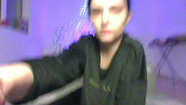 Snapshot of kawaii_lavinaa chatting on December 4, 5:45 pm kawaii lavinaa online show from December 4, 5:45 pm