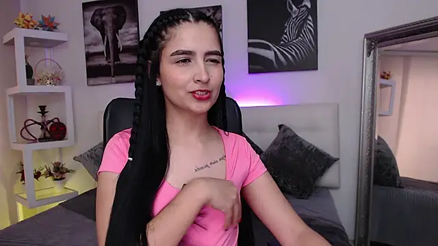 mialiore online show from December 17, 12:43 pm