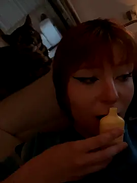 Snapshot of _AbbyScott chatting on December 15, 3:01 am AbbyScott online show from December 15, 3:01 am