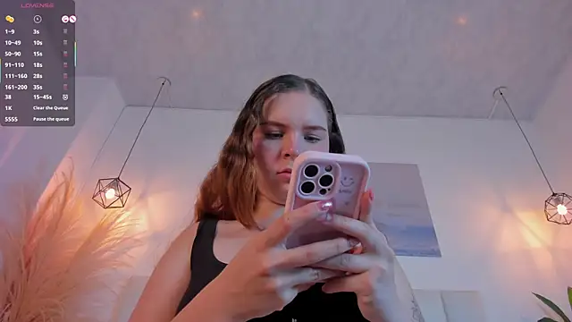 Melodyblacke online show from April 9, 11:49 am