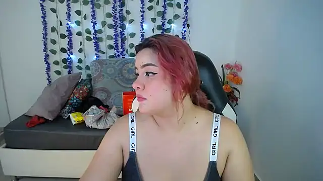 Mia Duque1999 online show from March 11, 8:36 pm