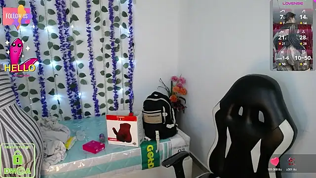 Mia Duque1999 online show from March 19, 7:36 pm