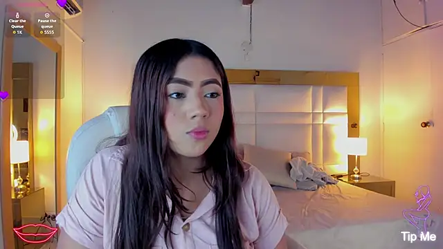 Zoei Moon online show from January 12, 6:47 pm