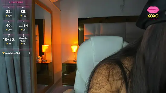 Zoei Moon online show from March 25, 7:13 pm