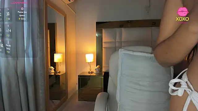 Zoei Moon online show from March 12, 8:13 pm