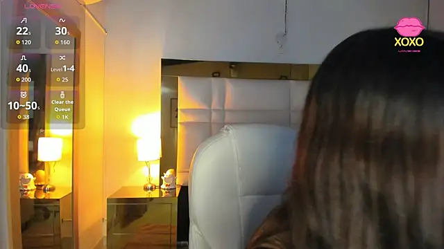 Zoei Moon online show from March 21, 6:56 pm