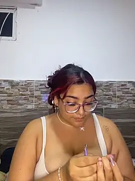 Snapshot of naty_col chatting on July 15, 11:23 pm naty col online show from July 15, 11:23 pm