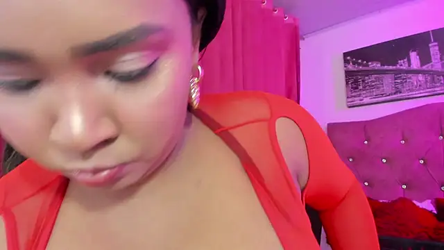 Snapshot of Sandoval_evelyn20 chatting on May 17, 11:49 pm Sandoval evelyn20 online show from May 17, 11:49 pm