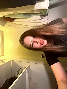 TanyaMoor online show from December 4, 4:17 pm