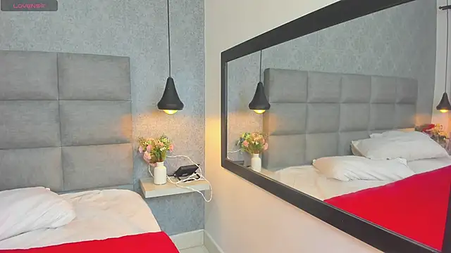 emilyy r online show from January 6, 6:45 pm