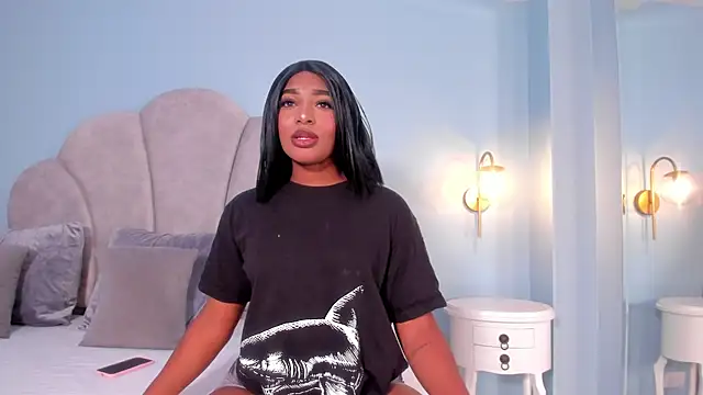 Snapshot of abigail_boltonn chatting on December 15, 10:04 pm abigail boltonn online show from December 15, 10:04 pm