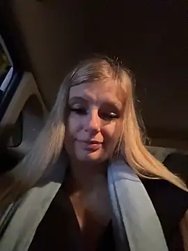 Betsy online show from January 13, 4:44 pm