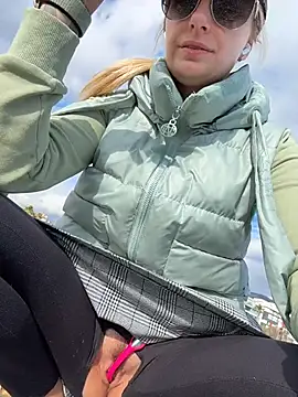 Betsy online show from March 30, 1:56 pm