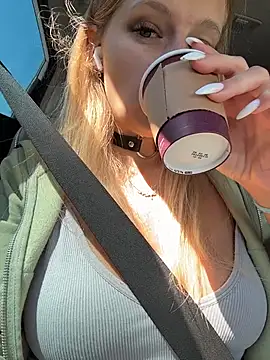 Betsy online show from March 26, 10:35 am