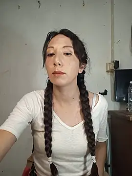 Snapshot of Cristal_azul777 chatting on July 21, 1:30 am Cristal azul777 online show from July 21, 1:30 am