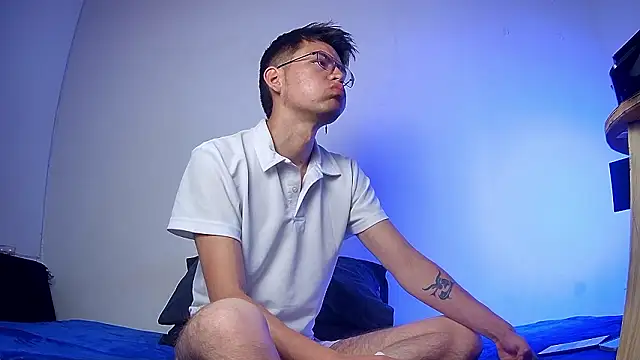 Snapshot of nicolatinboy chatting on February 11, 9:03 pm nicolatinboy online show from February 11, 9:03 pm