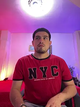 williamsmiiths16 online show from March 24, 11:21 am