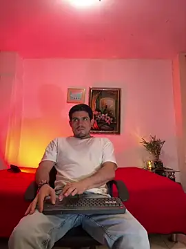 williamsmiiths16 online show from April 7, 11:23 am