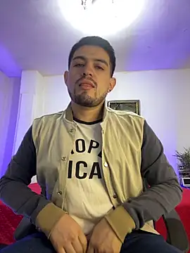 williamsmiiths16 online show from February 9, 1:09 pm