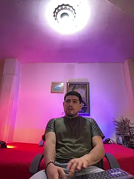 williamsmiiths16 online show from March 6, 11:49 am