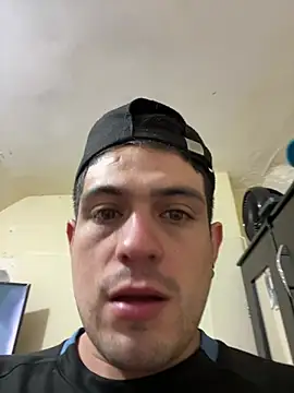 williamsmiiths16 online show from January 14, 3:43 am