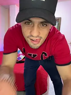 williamsmiiths16 online show from January 9, 3:13 am