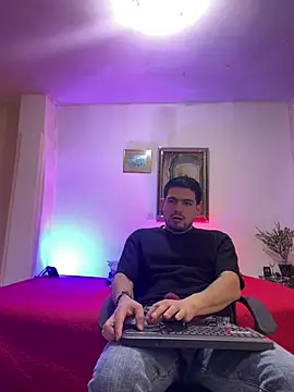 williamsmiiths16 online show from March 9, 11:58 am