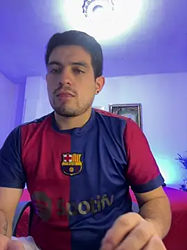 williamsmiiths16 online show from February 7, 3:09 pm