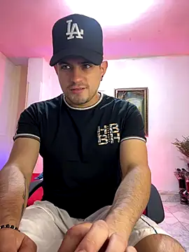 williamsmiiths16 online show from January 8, 2:56 pm