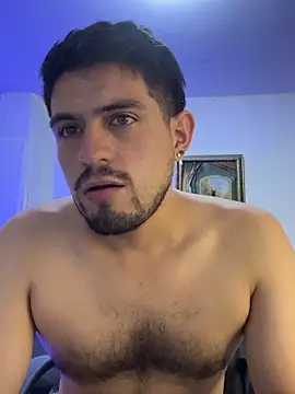 williamsmiiths16 online show from February 14, 4:40 pm