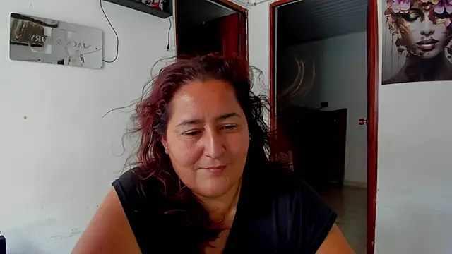 VioletBruces online show from April 29, 4:33 pm