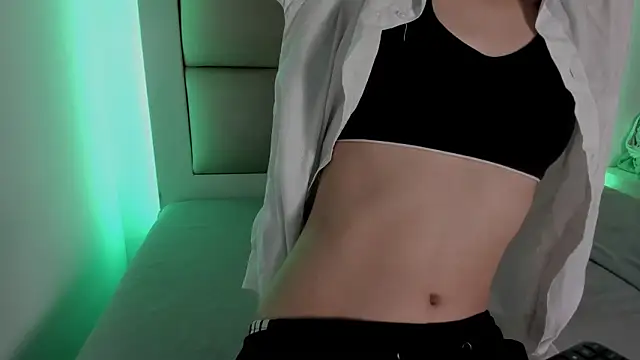 Snapshot of sirio_js chatting on February 17, 3:48 am sirio js online show from February 17, 3:48 am