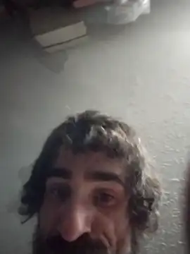 bigjohnson2914 online show from April 22, 7:53 pm