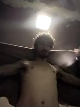 Snapshot of bigjohnson2914 chatting on March 3, 1:07 pm bigjohnson2914 online show from March 3, 1:07 pm