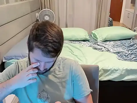 RipMyUnderwear online show from December 15, 9:42 pm