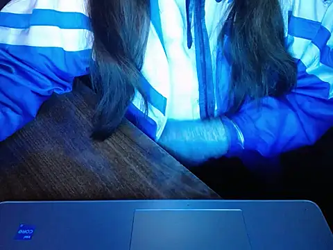 maian love online show from March 21, 8:02 pm