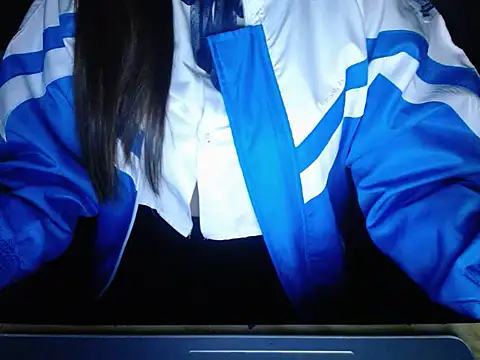 maian love online show from February 13, 5:57 pm