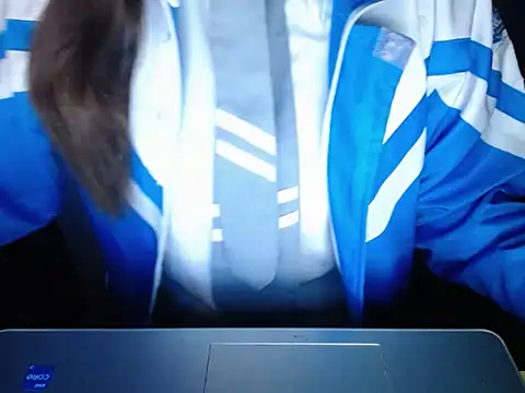 maian love online show from March 3, 7:43 pm